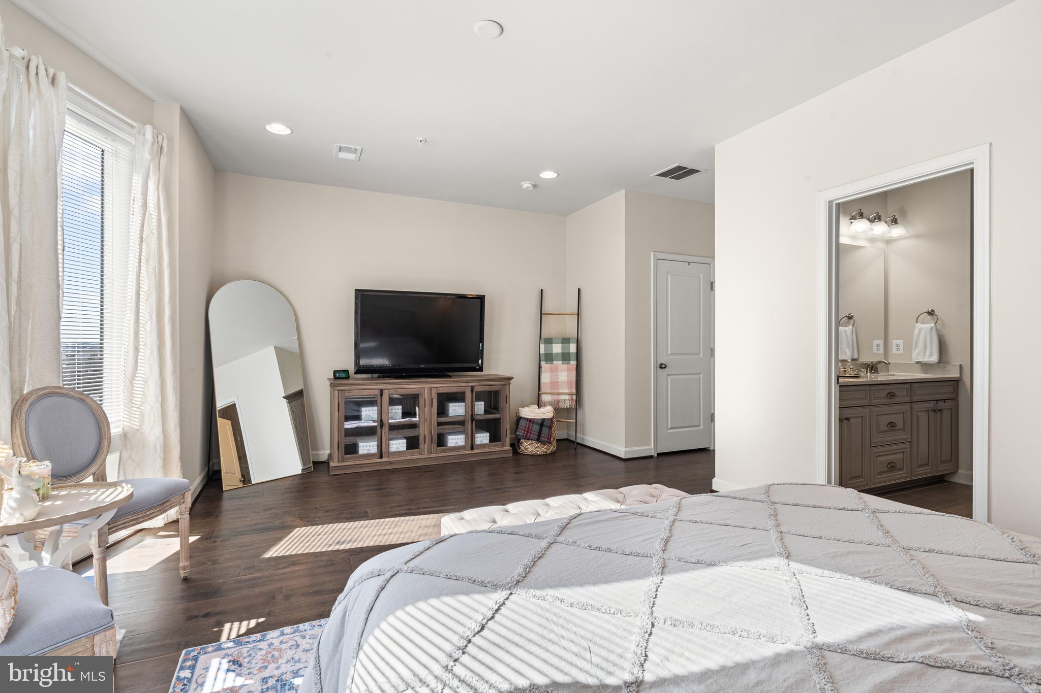 504 Riversail Lane National Harbor, MD 20745 - Photo 11 of 41