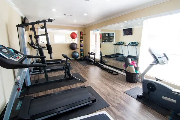 $1,024 | 424 South Bender Avenue, Unit 109, Humble, TX 77338