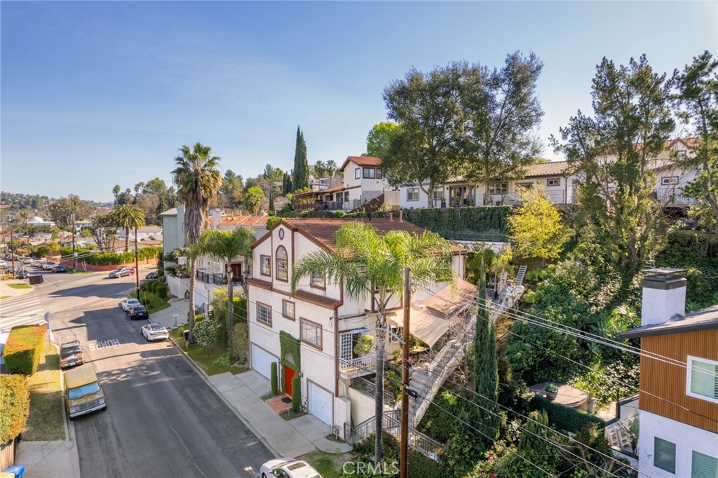 4220 Toland Way Los Angeles, CA 90065 - Photo 19 of 45