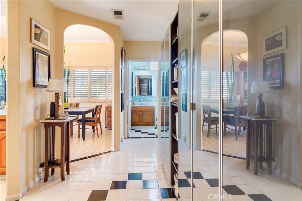 4220 Toland Way Los Angeles, CA 90065 - Photo 22 of 45