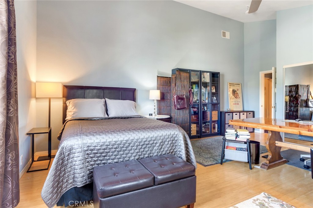 4220 Toland Way Los Angeles, CA 90065 - Photo 27 of 45