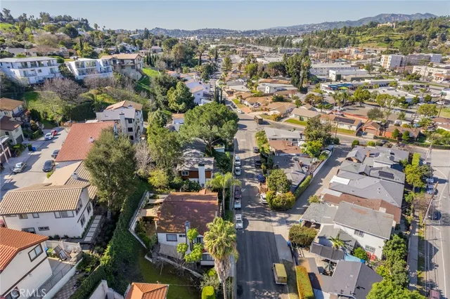 $1,595,000 | 4220 Toland Way, Los Angeles, CA 90065