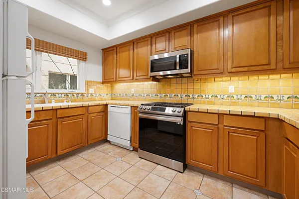 $1,399,000 | 1217 Yale Street, Unit 103, Santa Monica, CA 90404