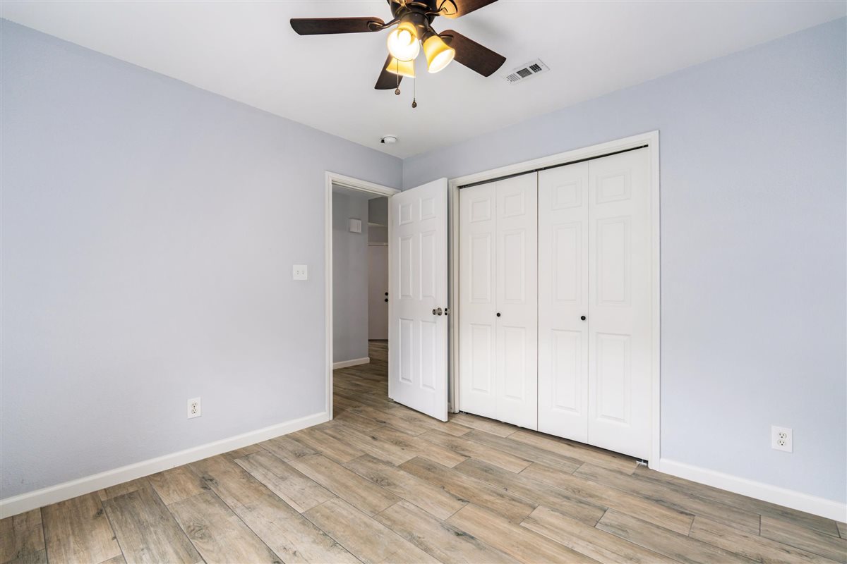 2147 Jasmine Path Round Rock, TX 78664 - Photo 27 of 36 Neutral walls throughout provide a blank canvas that is ready for personalization.