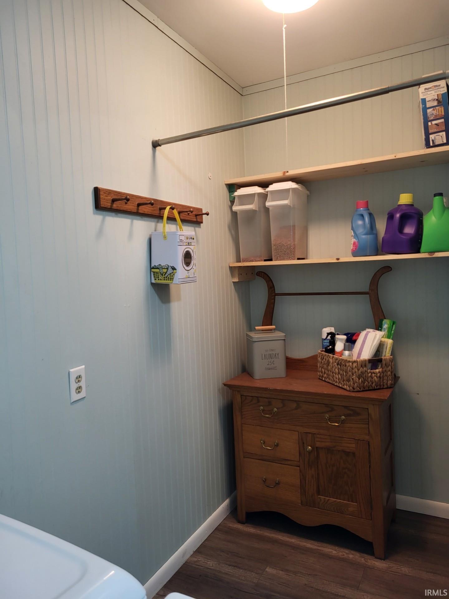 706 South Main Street Nappanee, IN 46550 - Photo 16 of 18