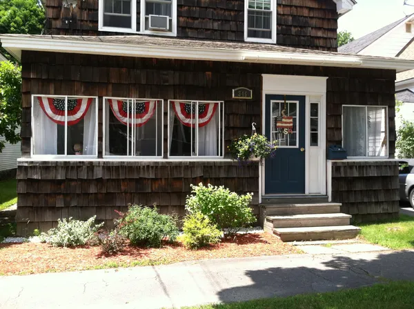 $179,900 | 346 Penobscot Avenue, Millinocket, ME 04462