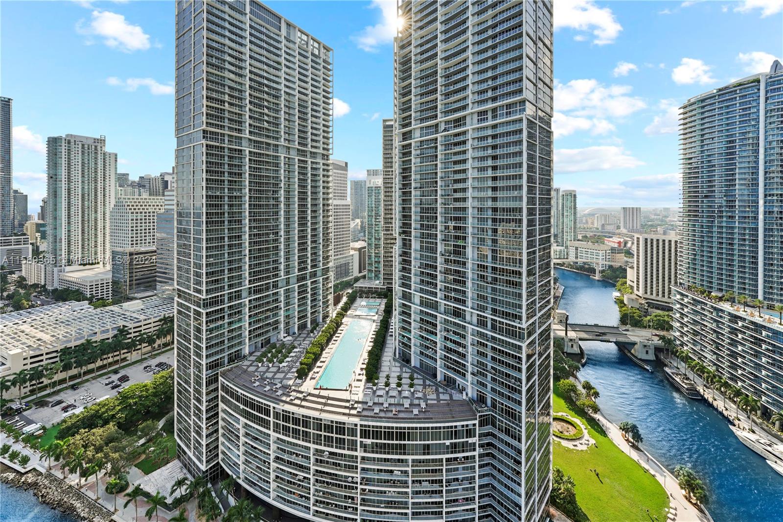 901 Brickell Key Boulevard, Unit 3504 Miami, FL 33131 - Photo 26 of 44 a view of buildings