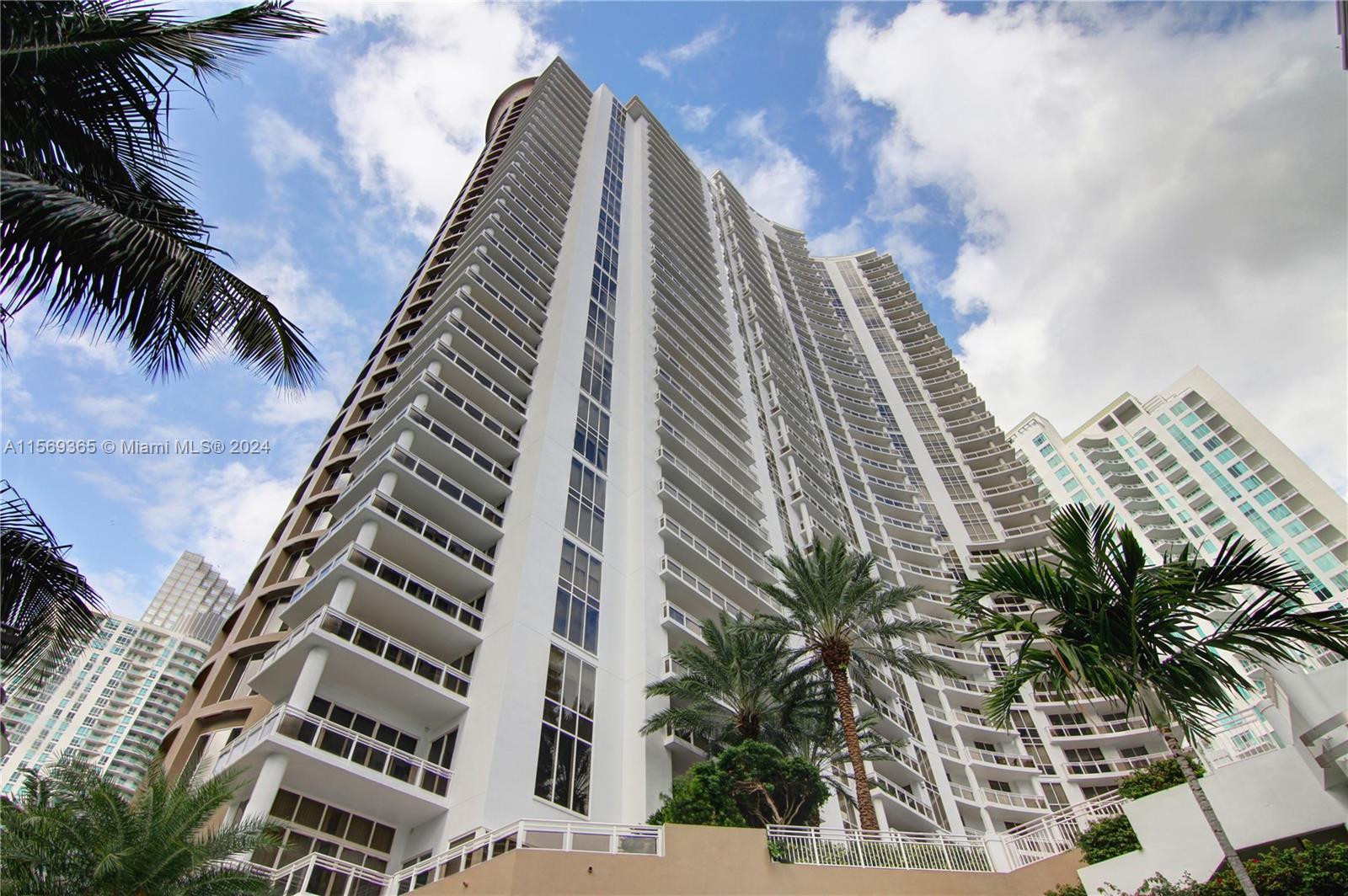 901 Brickell Key Boulevard, Unit 3504 Miami, FL 33131 - Photo 44 of 44 a view of a tall building
