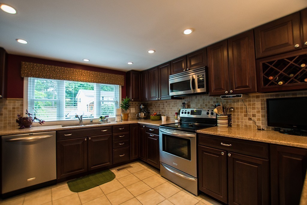 5 Leighton Road Boston, MA 02136 - Photo 8 of 30