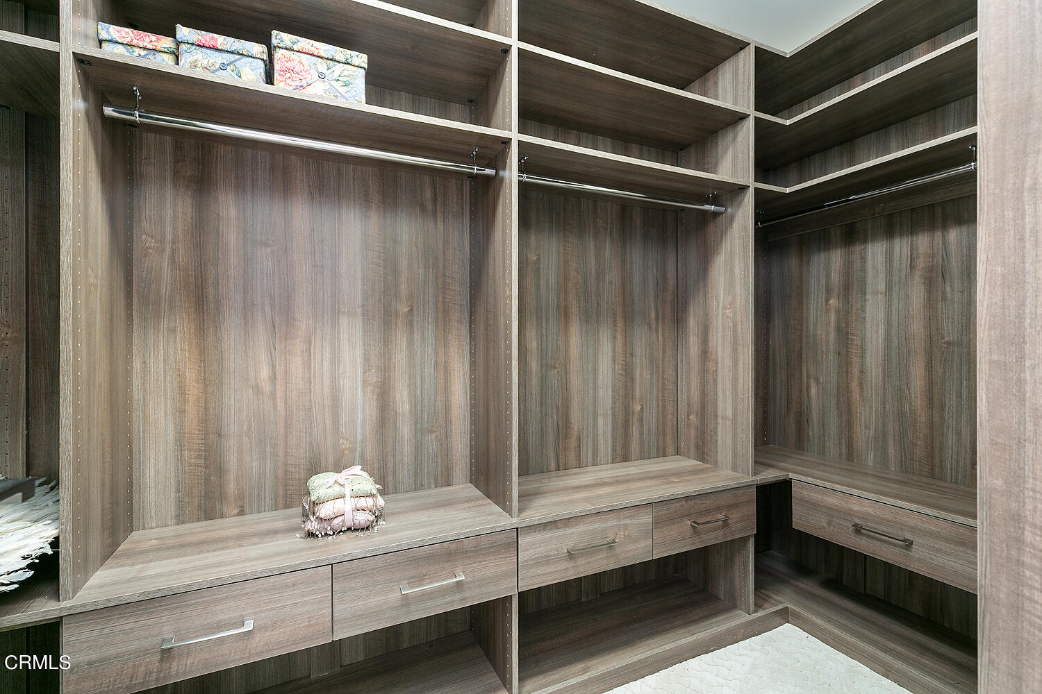 920 Granite Drive, Unit 103 Pasadena, CA 91101 - Photo 16 of 33 a view of room with wooden walls