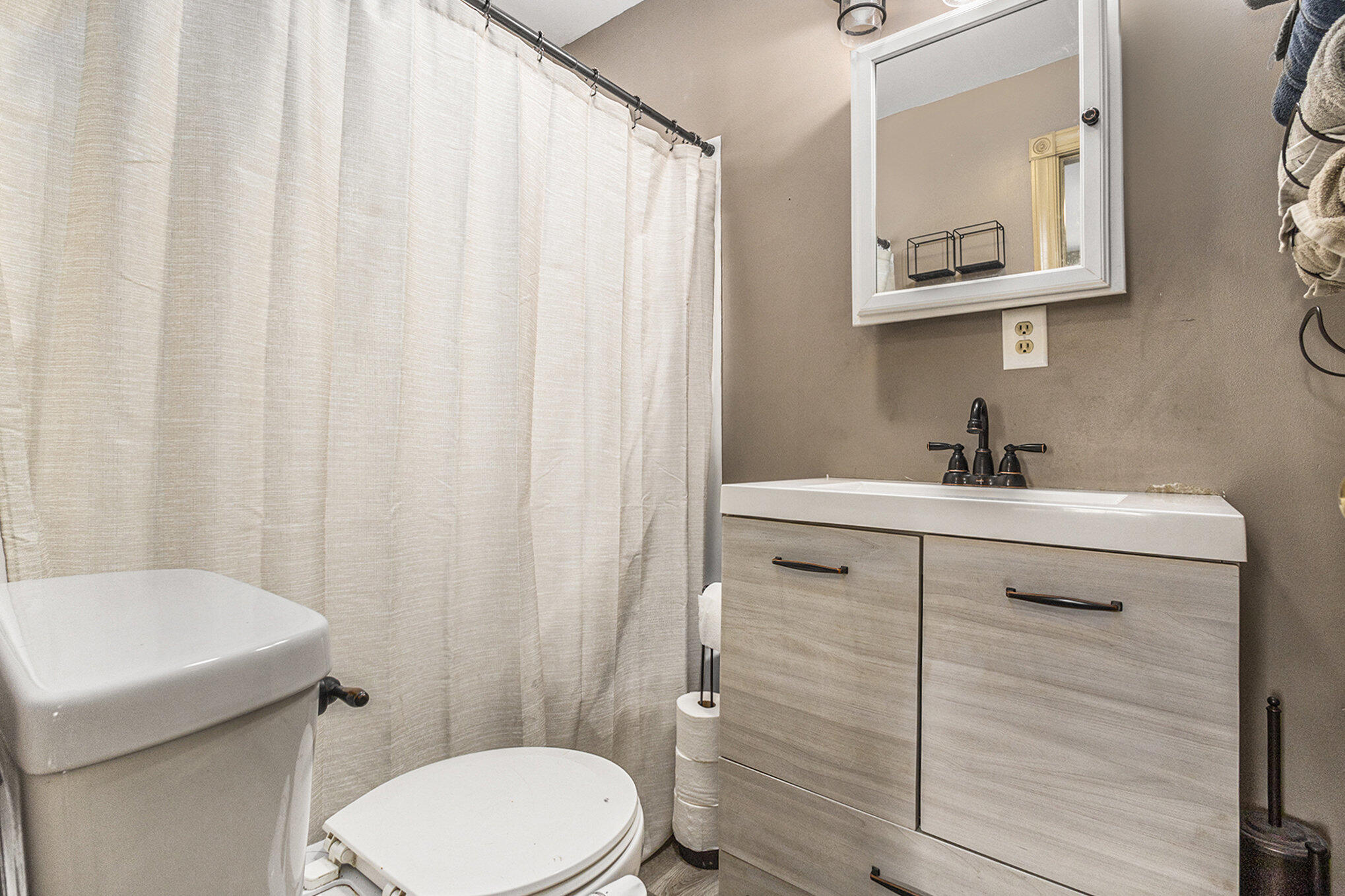 9784 North Ahlgrim Street Demotte, IN 46310 - Photo 17 of 18 2038x1358