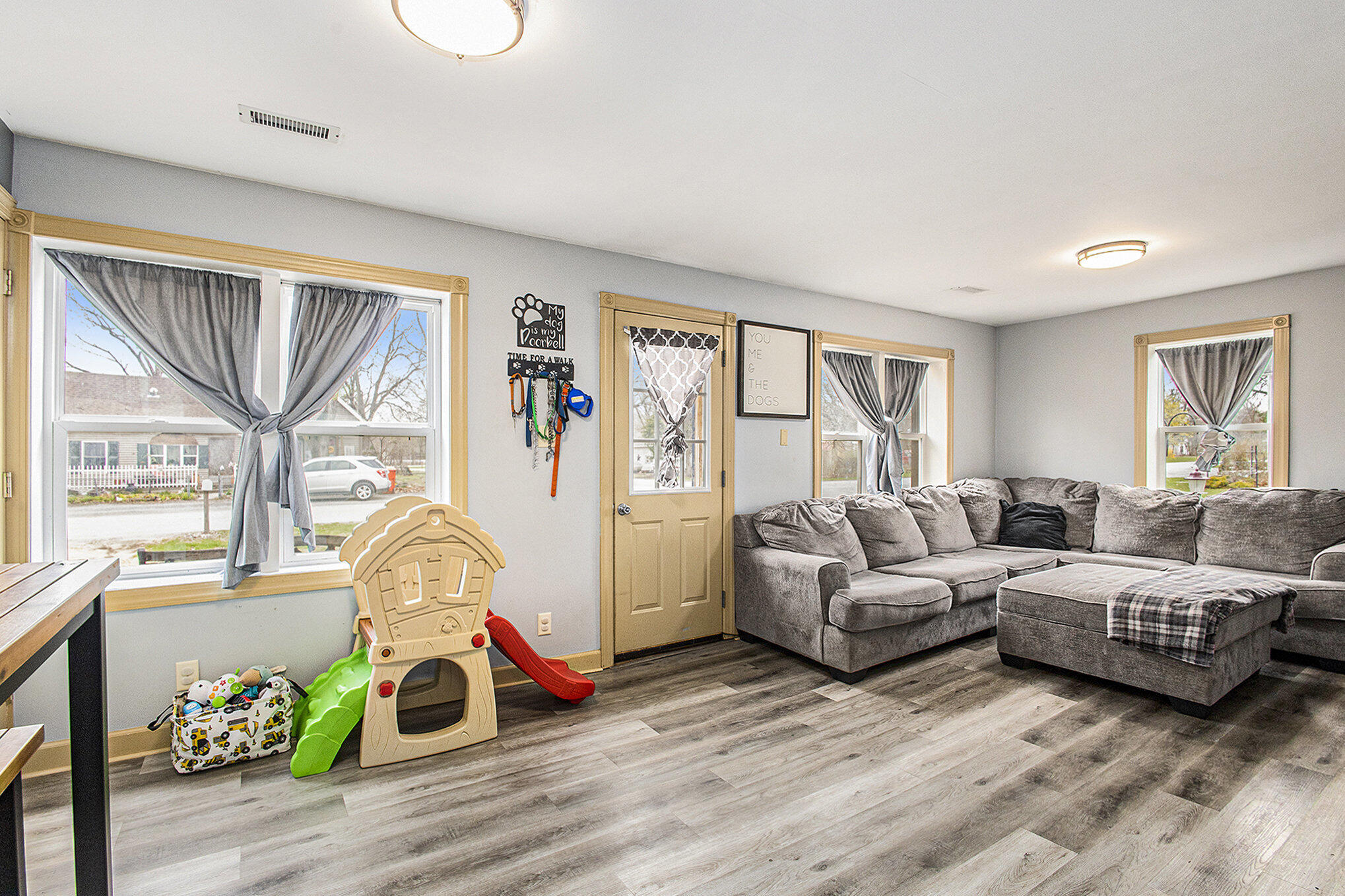 9784 North Ahlgrim Street Demotte, IN 46310 - Photo 10 of 18 2038x1359
