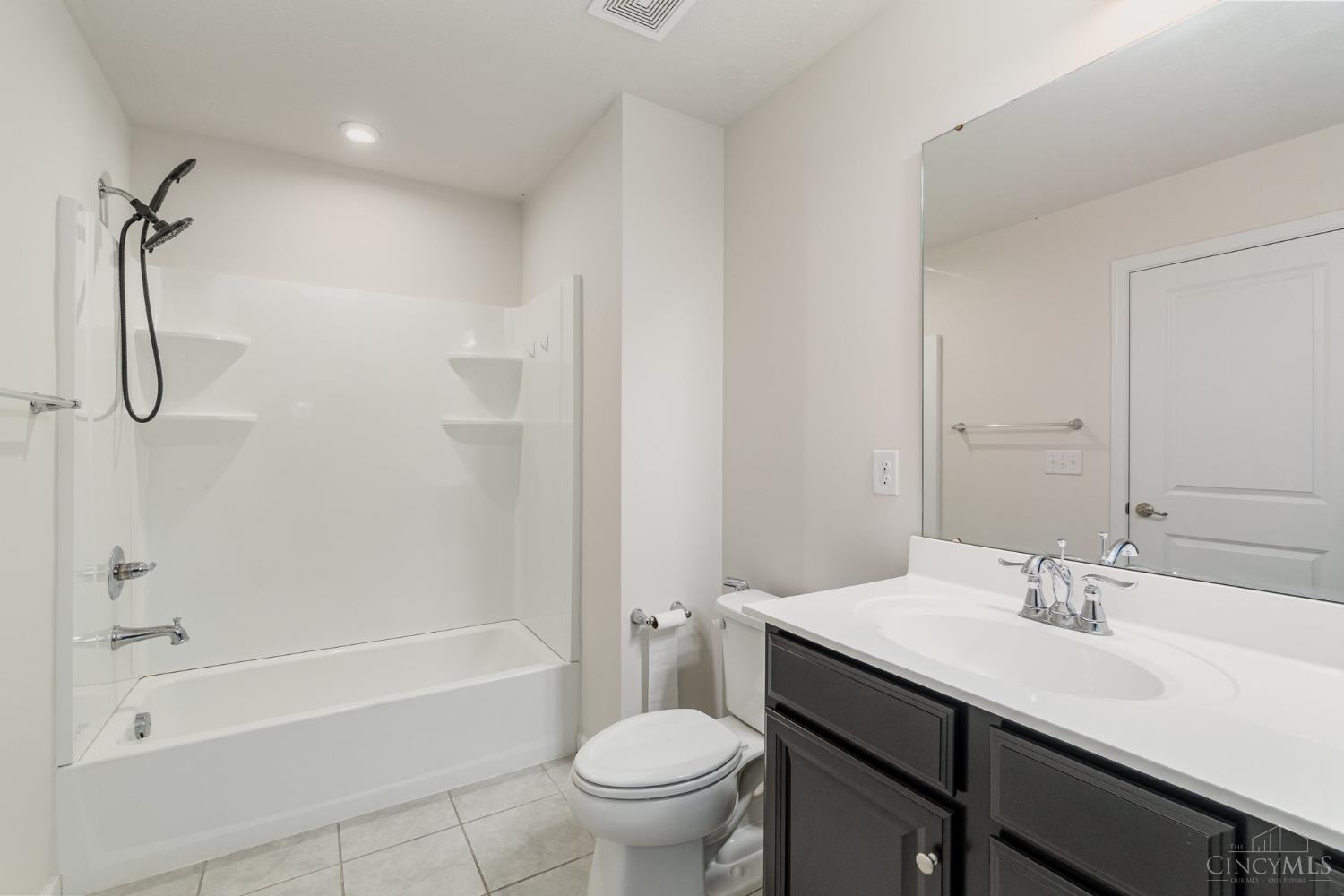 5933 Old Pebble Path Middletown, OH 45044 - Photo 12 of 23