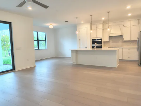 $4,000 | 9713 Chora Tunel Way Lake, Lake Worth, FL 33467