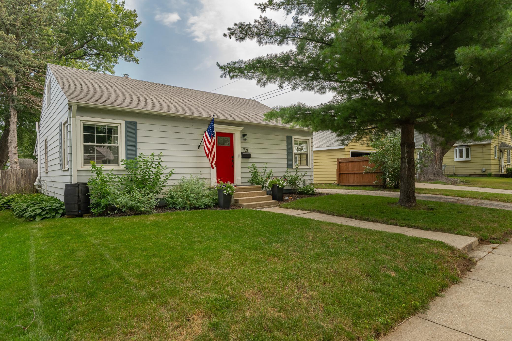 721 15th Street Northeast Rochester, MN 55906 - Photo 1 of 1 Gallery Image 1