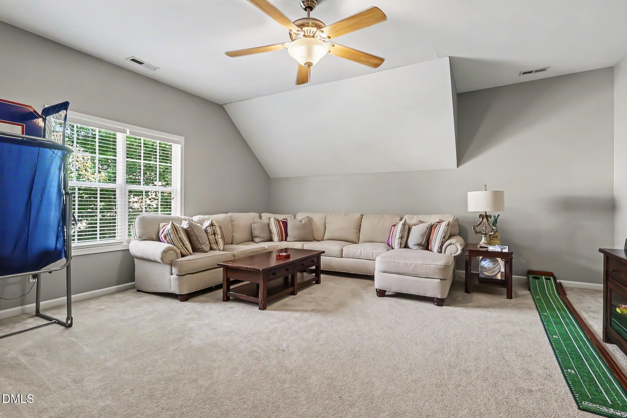 8417 Dunnington Circle Raleigh, NC 27613 - Photo 22 of 40 012_file_6679