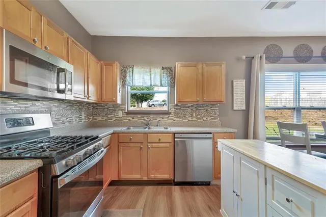 $569,999 | 410 Blackwood Lane, Suwanee, GA 30024