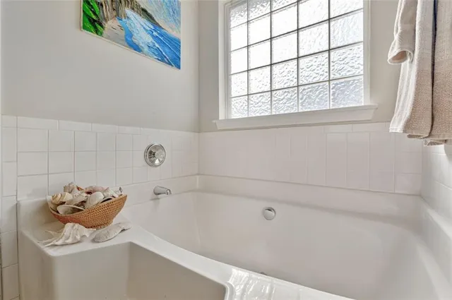 $569,999 | 410 Blackwood Lane, Suwanee, GA 30024