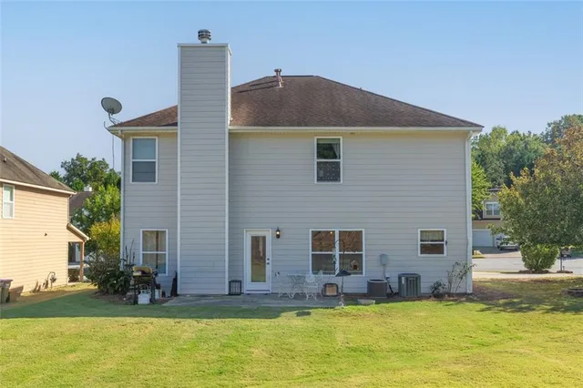 $569,999 | 410 Blackwood Lane, Suwanee, GA 30024