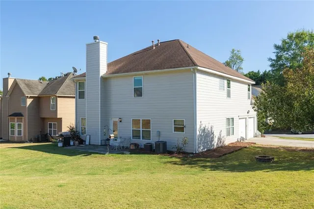 $569,999 | 410 Blackwood Lane, Suwanee, GA 30024