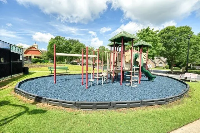 $569,999 | 410 Blackwood Lane, Suwanee, GA 30024