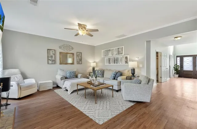 $569,999 | 410 Blackwood Lane, Suwanee, GA 30024