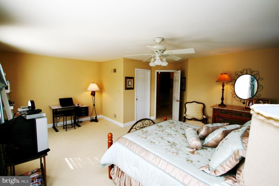 62 Farmview Lane Lititz, PA 17543 - Photo 32 of 44 Gallery Image 32