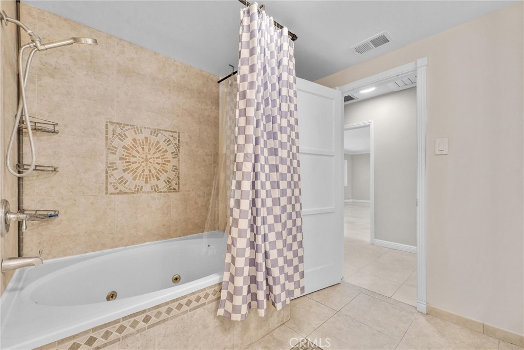 1505 Gratton Street Riverside, CA 92504 - Photo 6 of 66