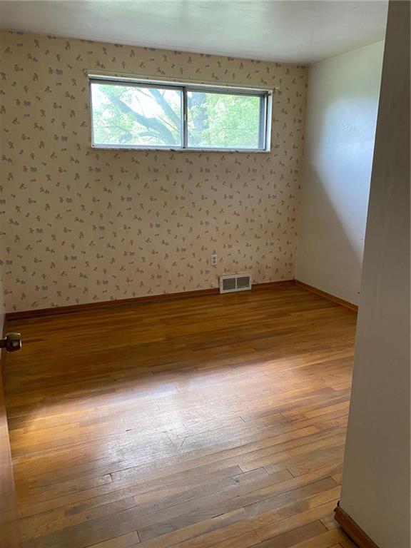 602 Brightberry Road Monroeville, PA 15146 - Photo 10 of 13 Bedroom 1
