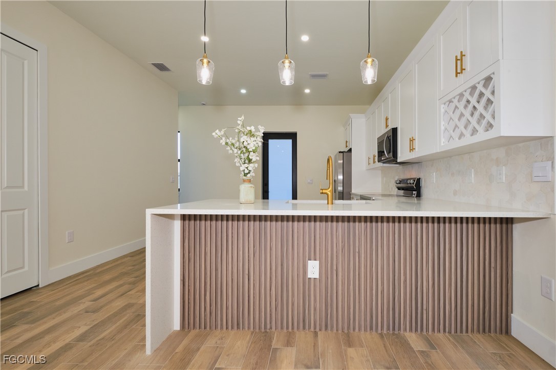 3804 6th Street Southwest Lehigh Acres, FL 33976 - Photo 11 of 45