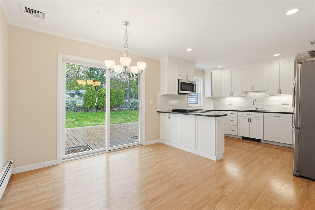 231 Spiers Road Newton, MA 02459 - Photo 8 of 31 Gallery Image 8