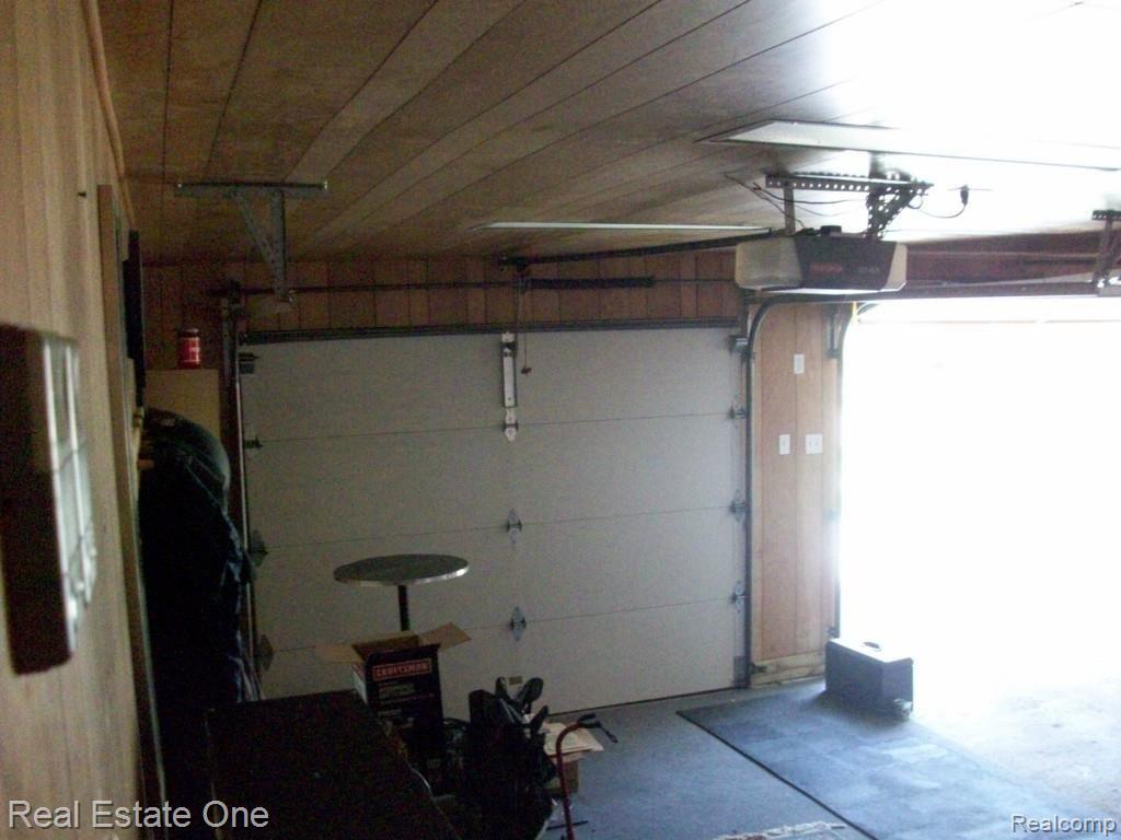 13517 Trenton Road Southgate, MI 48195 - Photo 26 of 27 Trenton Rd 010.jpg