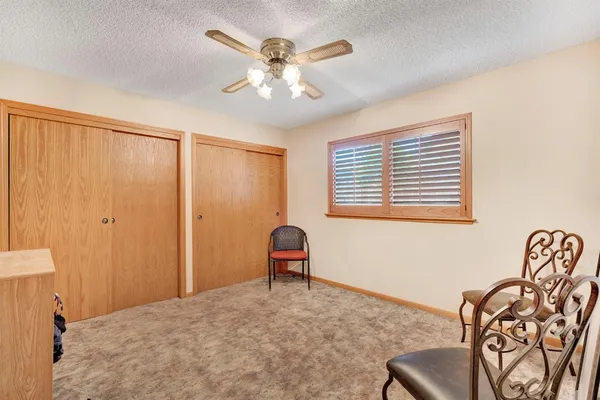 $329,900 | 917 Valley Way, Madera, CA 93637