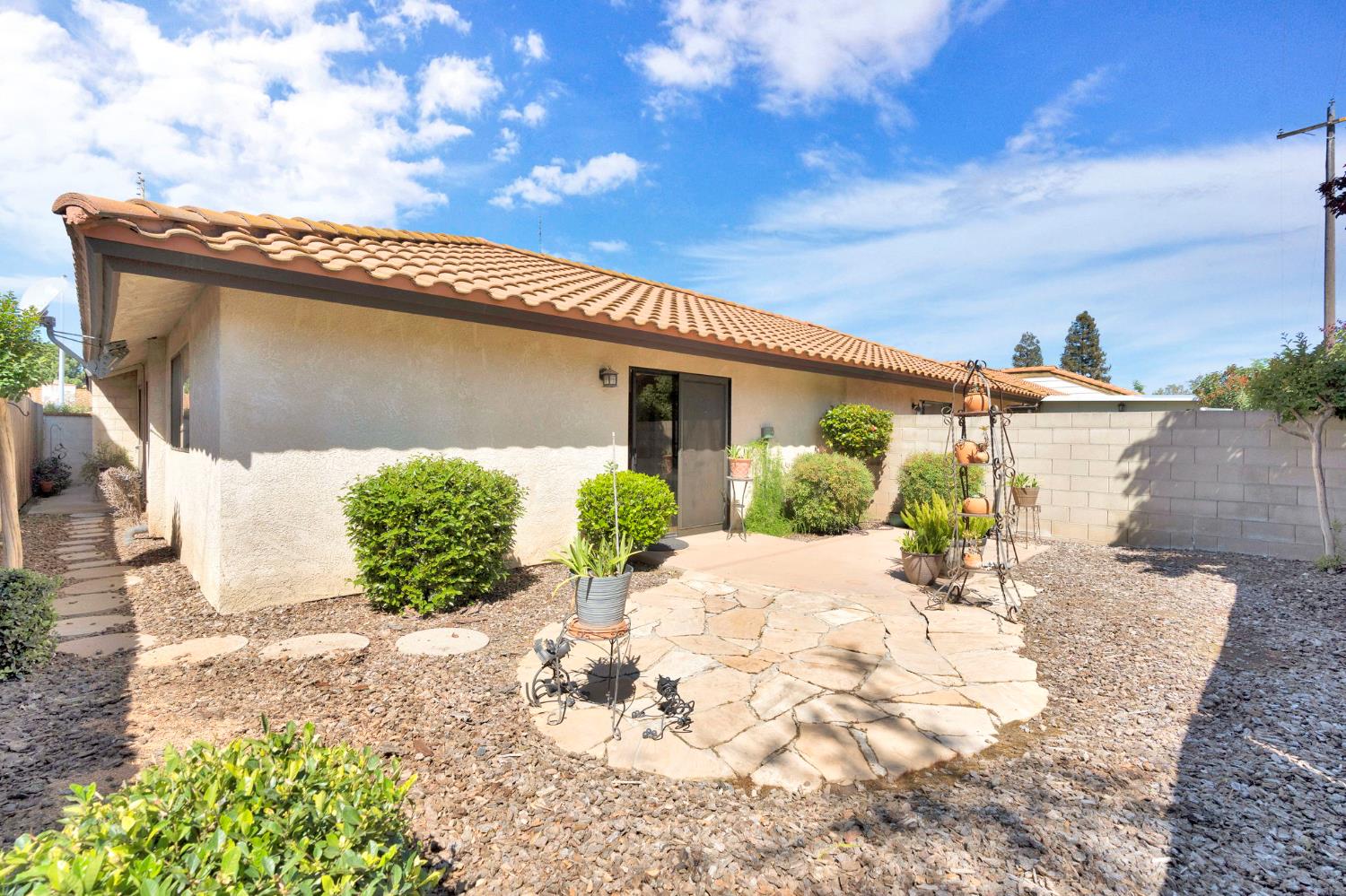 917 Valley Way Madera, CA 93637 - Photo 28 of 29