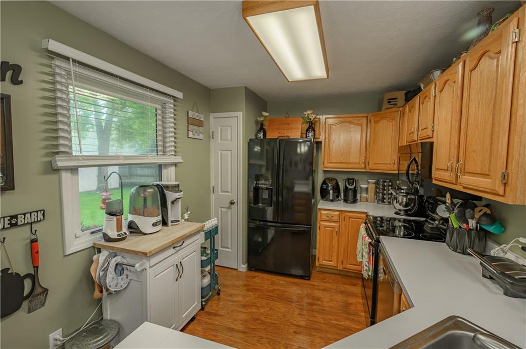 3381 Briar Ridge Way Columbus, IN 47203 - Photo 13 of 36 Gallery Image 13