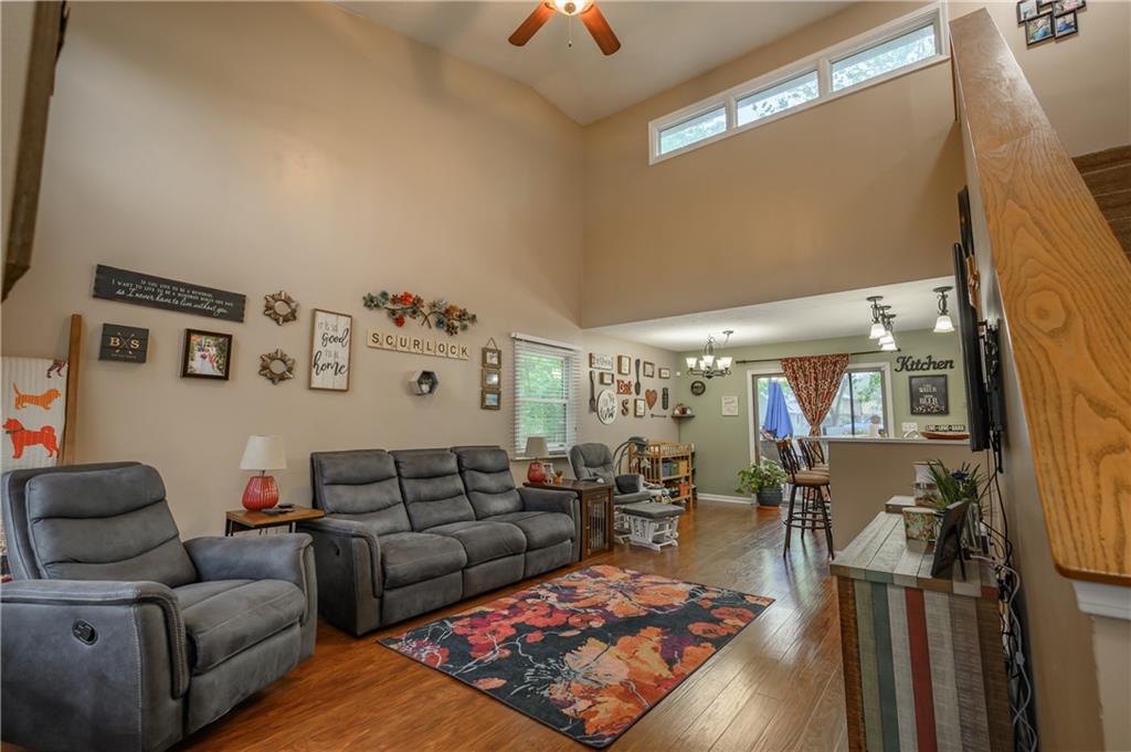 3381 Briar Ridge Way Columbus, IN 47203 - Photo 8 of 36 Gallery Image 8