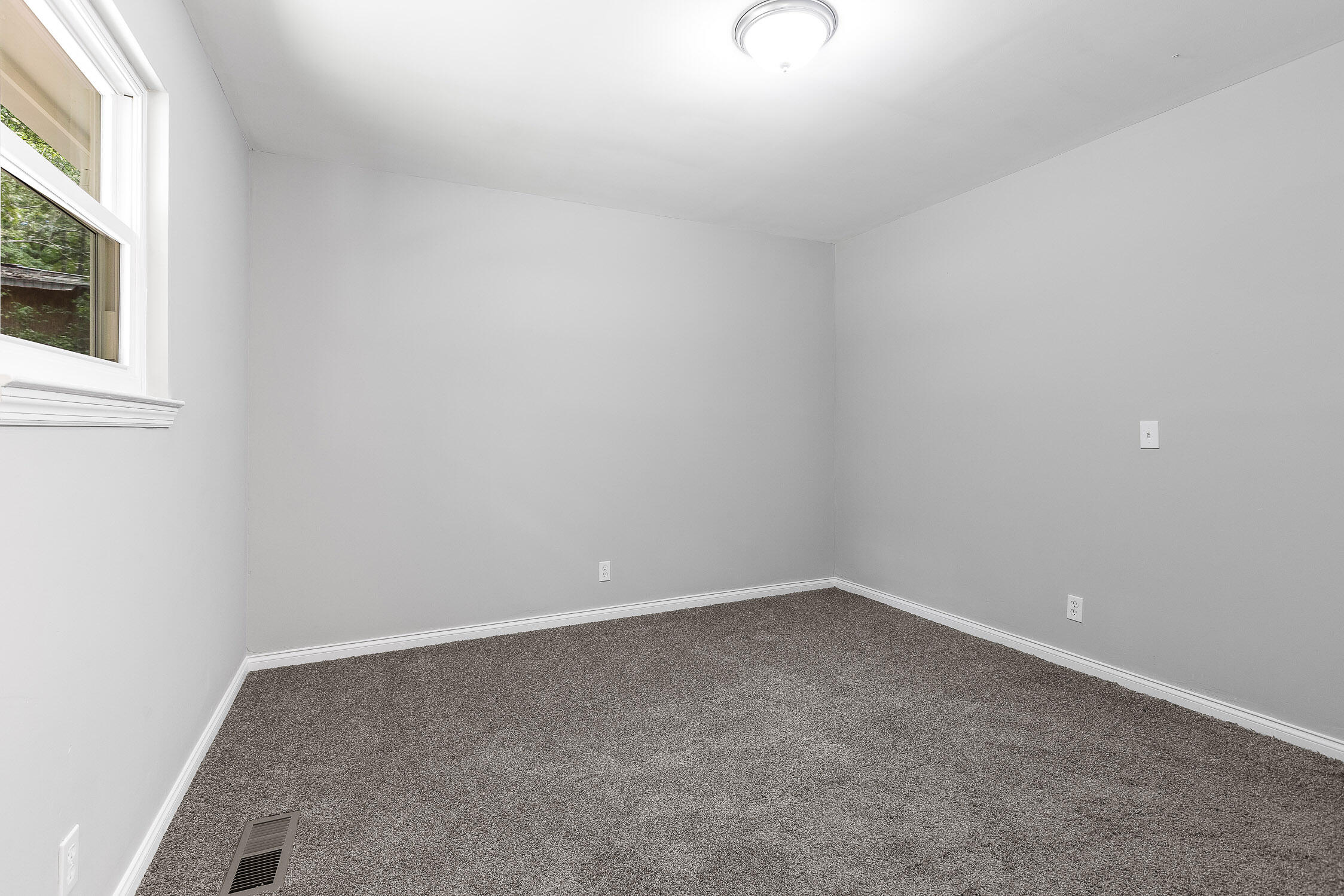 1497 Mill Wee Hollow Road Chickamauga, GA 30707 - Photo 22 of 31 1497 Mill Wee Hollow Rd-32