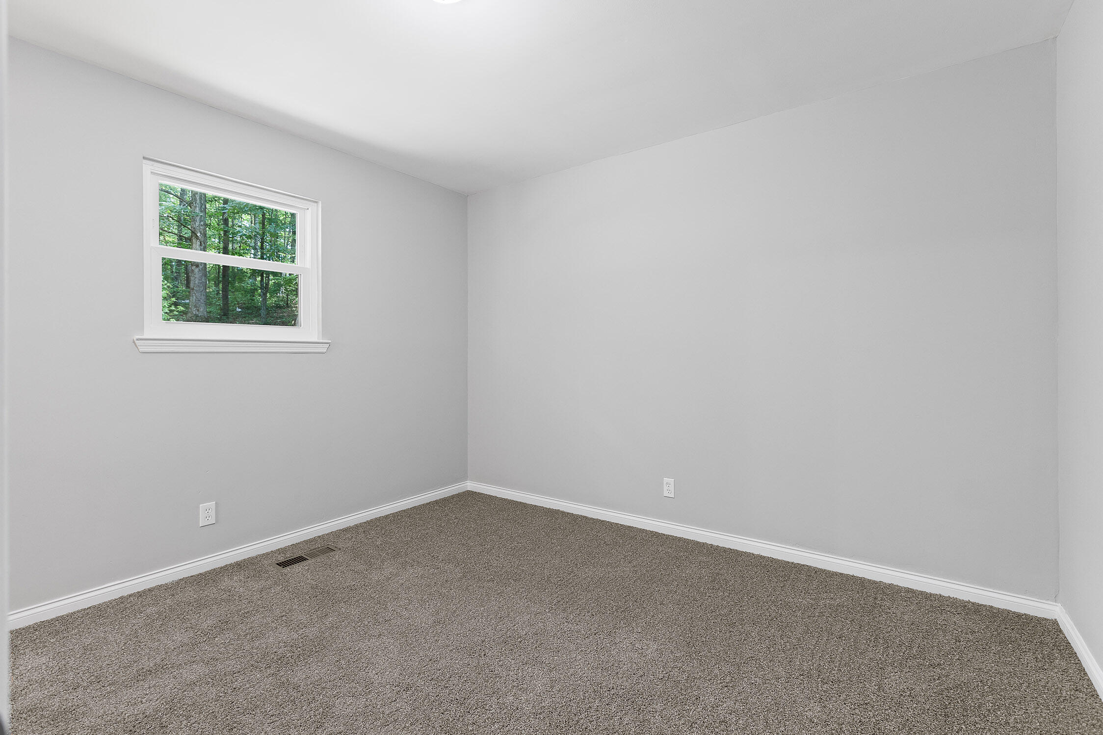 1497 Mill Wee Hollow Road Chickamauga, GA 30707 - Photo 23 of 31 1497 Mill Wee Hollow Rd-24