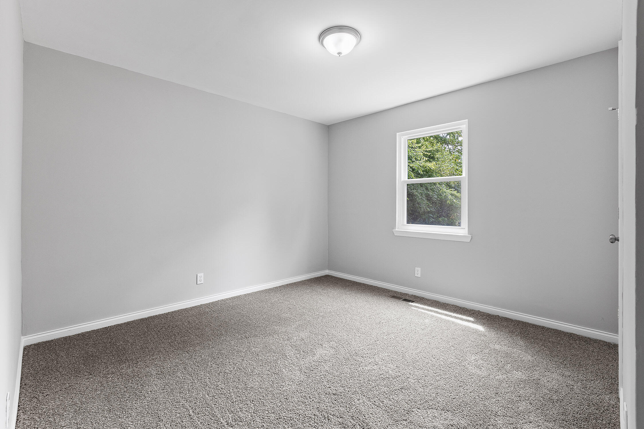 1497 Mill Wee Hollow Road Chickamauga, GA 30707 - Photo 27 of 31 1497 Mill Wee Hollow Rd-23