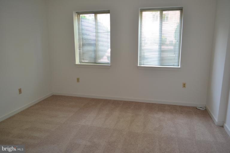 126 West Barre Street, Unit R Baltimore, MD 21201 - Photo 14 of 25 Bedroom (Master)