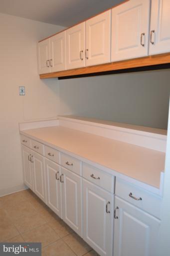 126 West Barre Street, Unit R Baltimore, MD 21201 - Photo 8 of 25 Kitchen