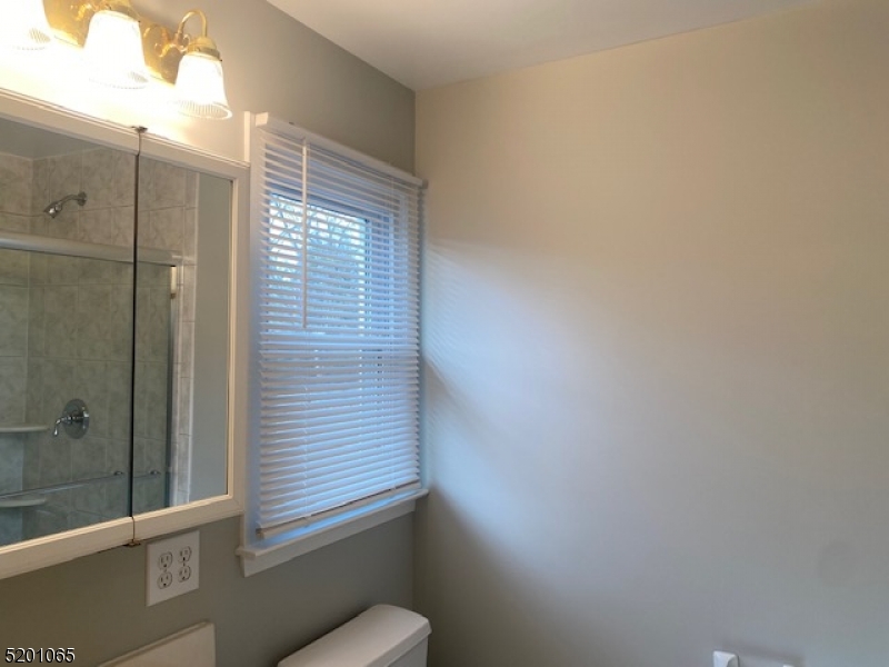 694 Foothill Road Bridgewater, NJ 08807 - Photo 19 of 31