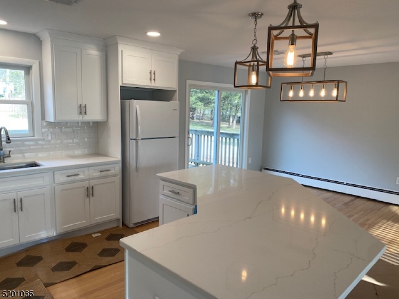 694 Foothill Road Bridgewater, NJ 08807 - Photo 2 of 31