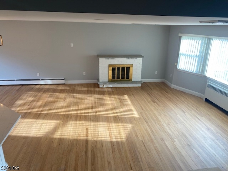 694 Foothill Road Bridgewater, NJ 08807 - Photo 6 of 31