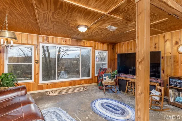 $249,900 | 45 Blue Springs Circle, Elkland, MO 65644