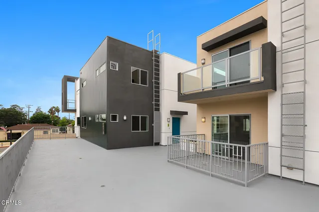 a view of a house with a outdoor space