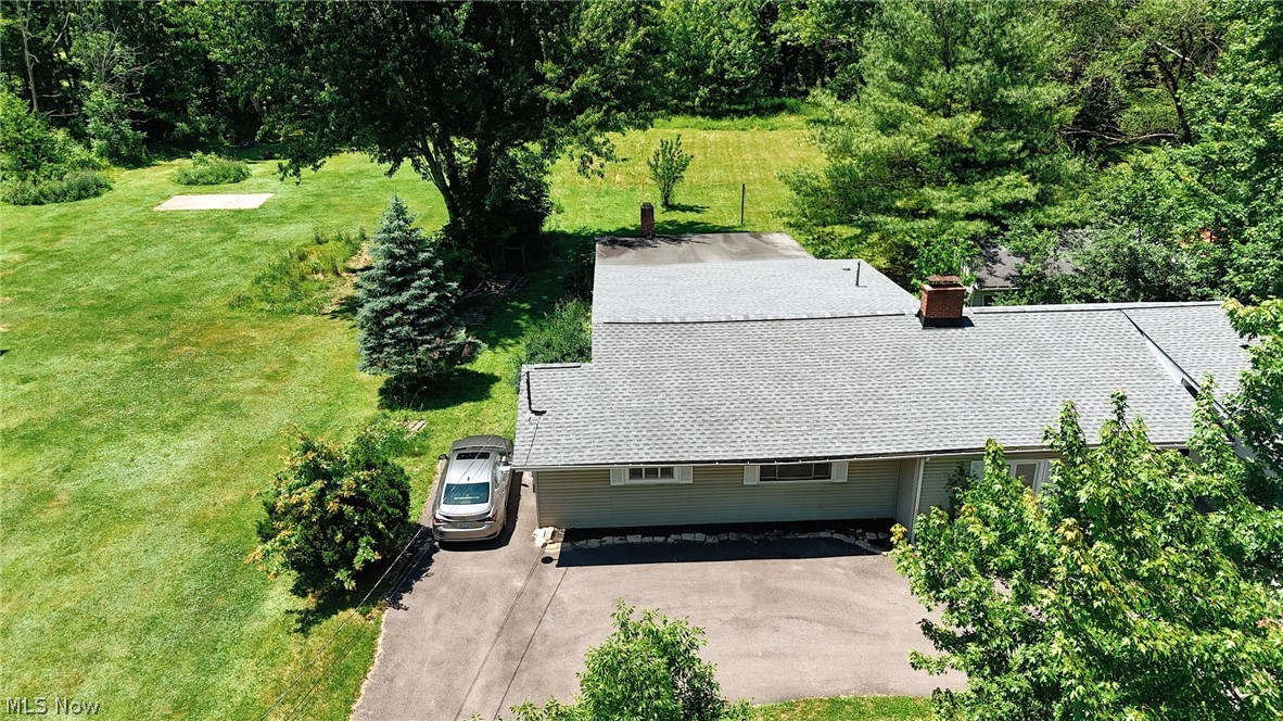 4942 Lear Nagle Road North Ridgeville, OH 44039 - Photo 5 of 37