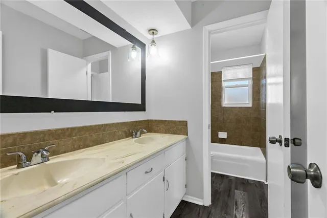 $255,000 | 2500 Northwest Salem Court, Blue Springs, MO 64015