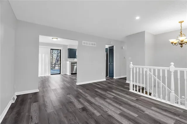 $255,000 | 2500 Northwest Salem Court, Blue Springs, MO 64015