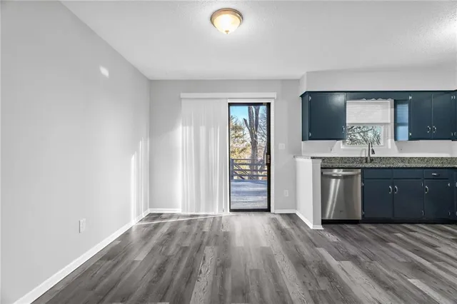 $255,000 | 2500 Northwest Salem Court, Blue Springs, MO 64015